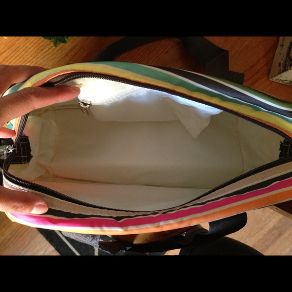 LeSportsac bag - Picture 3 of 4